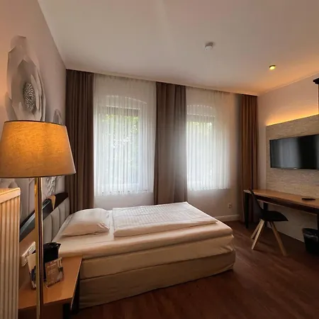 Hotel Lindenkrug-hannover 3*